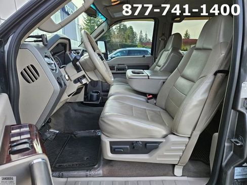 Used 2010 Ford F350 Lariat image 12