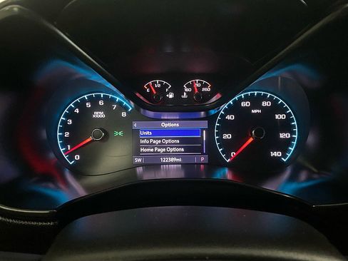 Used 2019 GMC Canyon SLE w/ Driver Alert Package image 17