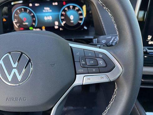 New 2025 Volkswagen Atlas Cross Sport SEL image 19