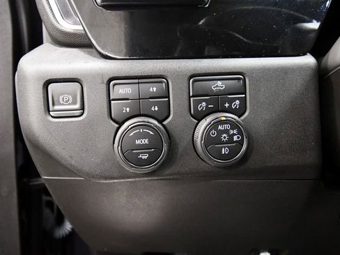 Used 2022 Chevrolet Silverado 1500 RST image 19