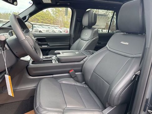 New 2026 Ford Expedition Max Platinum image 10