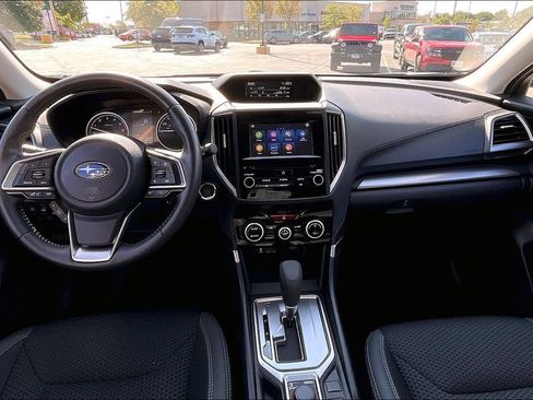 Certified 2023 Subaru Forester Premium AWD/4WD image 18