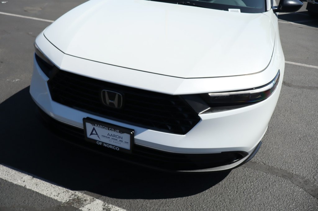 Used 2024 Honda Accord Sport image 9