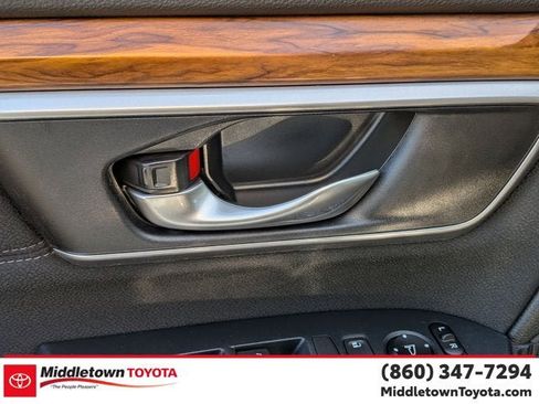 Used 2018 Honda CR-V EX image 11