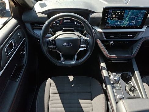 Used 2025 Ford Explorer ST-Line AWD/4WD image 11