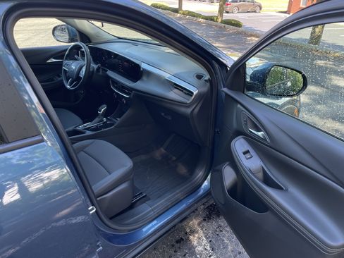 Used 2024 Buick Encore GX Preferred w/ Advanced Technology Package image 14