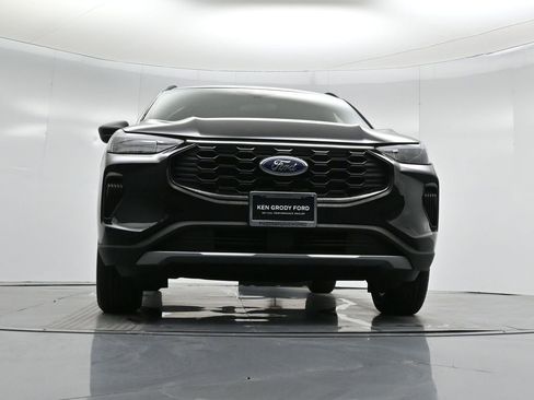 Certified 2025 Ford Escape ST-Line image 46