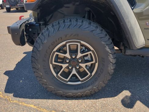 New 2025 Jeep Wrangler Rubicon w/ Steel Bumper Group image 26