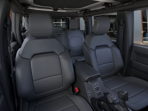 New 2026 Ford Bronco Outer Banks AWD/4WD image 10