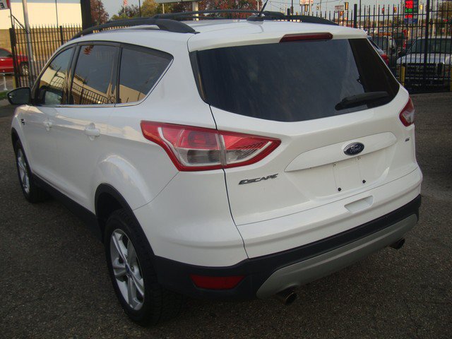 Used 2013 Ford Escape SE AWD/4WD image 3