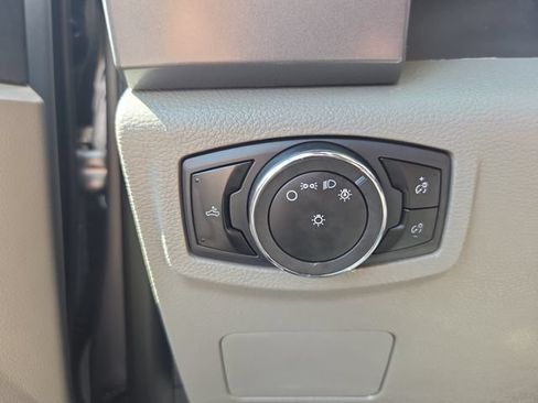 Used 2022 Ford F250 XLT AWD/4WD image 25
