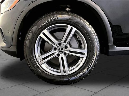 Used 2022 Mercedes-Benz GLC 300 4MATIC image 11