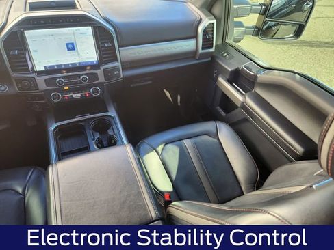 Certified 2022 Ford F350 Platinum image 15
