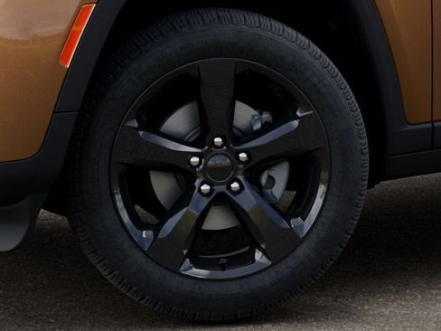 New 2026 Jeep Grand Cherokee Limited w/ Limited Altitude Package AWD/4WD image 34