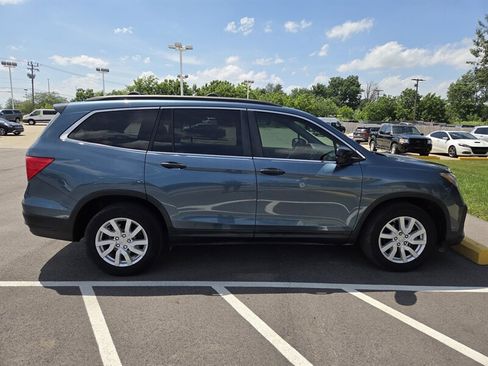 Used 2019 Honda Pilot LX image 2