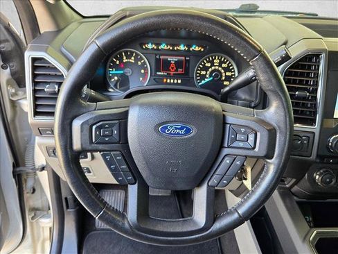 Used 2018 Ford F150 XLT w/ Equipment Group 302A Luxury RWD image 11