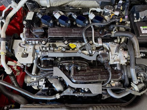 Used 2021 Toyota Corolla SE image 38