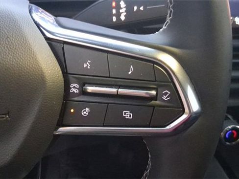 Used 2025 Chevrolet Silverado EV LT image 34