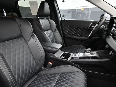 Used 2024 Mitsubishi Outlander SEL AWD/4WD image 27