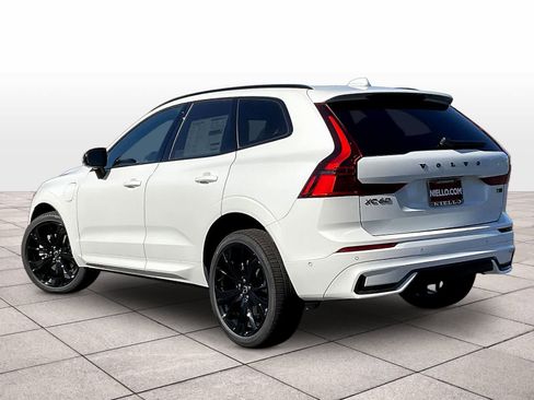 New 2026 Volvo XC60 T8 Ultra w/ Climate Package AWD/4WD image 3