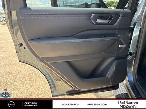 Certified 2025 Nissan Armada PRO-4X AWD/4WD image 27