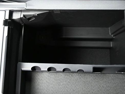 New 2025 Ford F150 Lariat w/ Equipment Group 502A High image 46