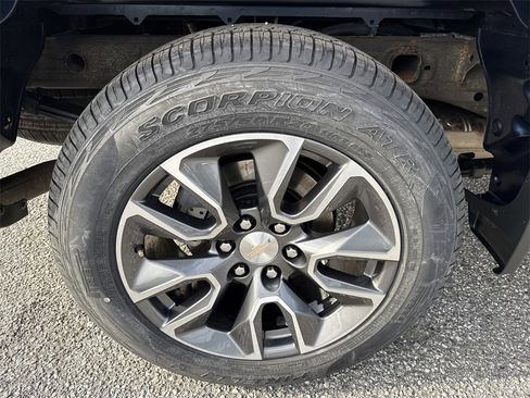 Used 2022 Chevrolet Silverado 1500 LT image 17