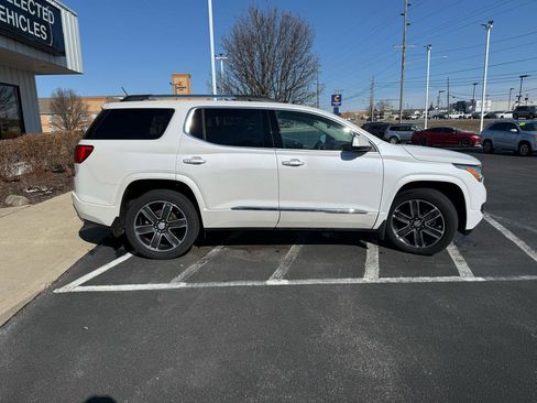 Used 2017 GMC Acadia Denali w/ Technology Package image 6