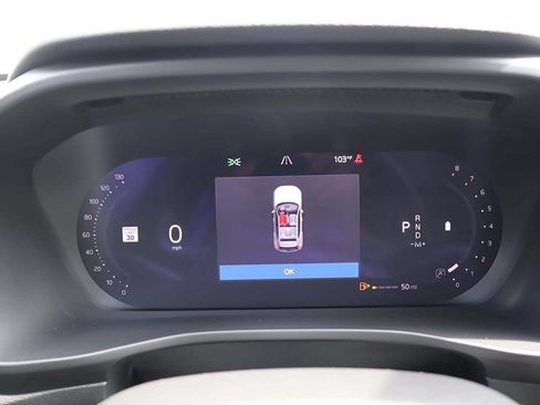 Used 2023 Volvo XC40 B5 Plus w/ Driver Assist Package AWD/4WD image 40