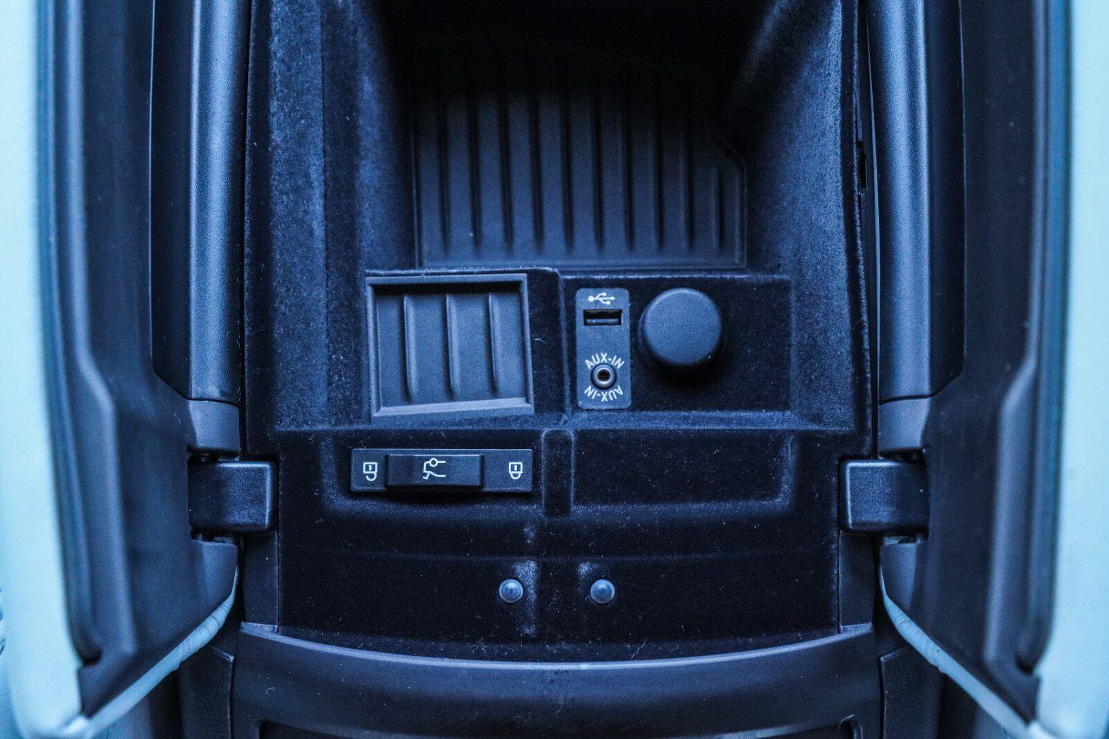 Used 2015 BMW M5 RWD image 29