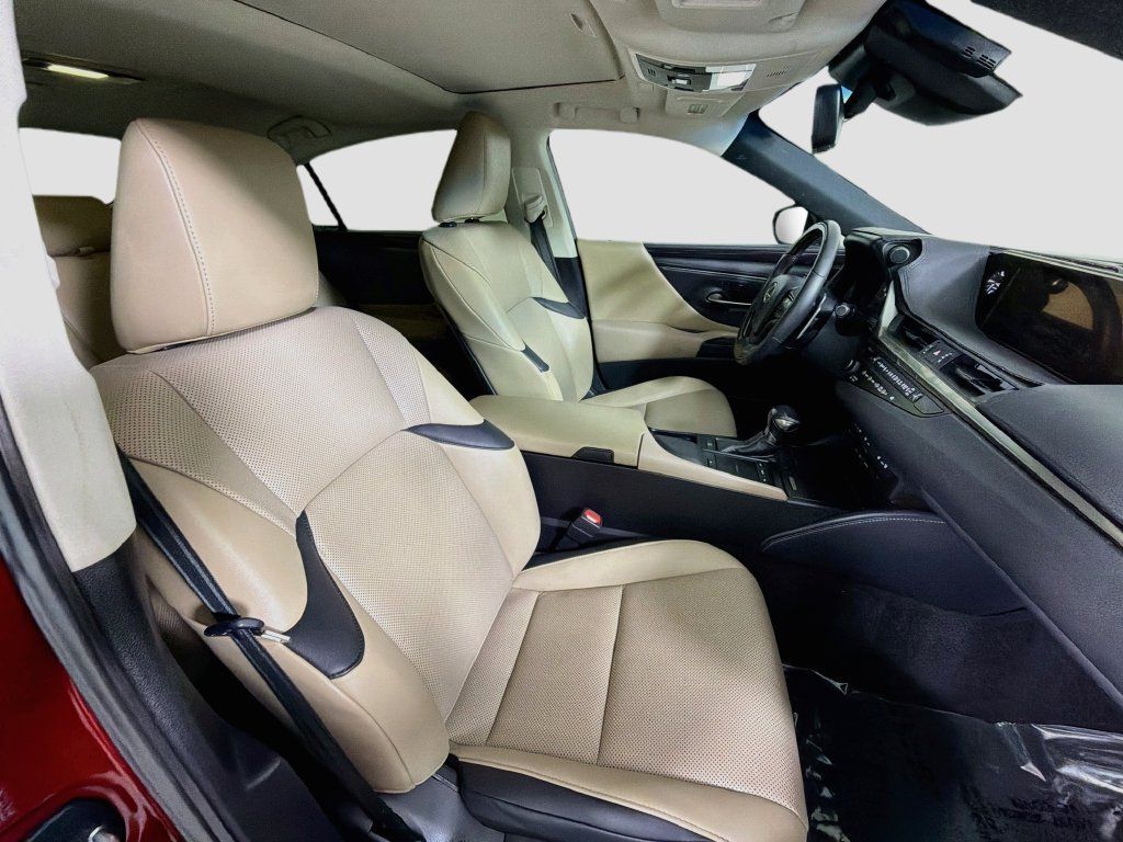 Used 2019 Lexus ES 350 w/ Premium Package FWD image 30