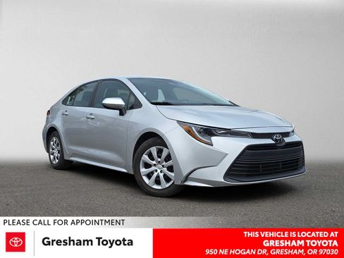 Used 2024 Toyota Corolla LE FWD image 1