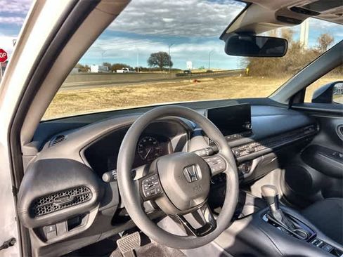 Certified 2024 Honda HR-V LX image 15