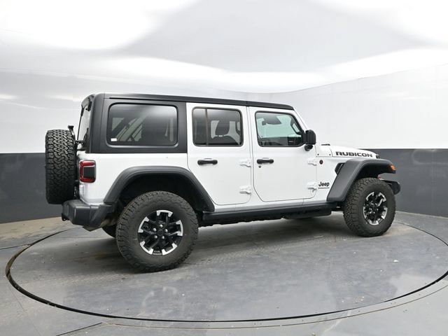 Used 2026 Jeep Wrangler Unlimited Rubicon AWD/4WD image 2