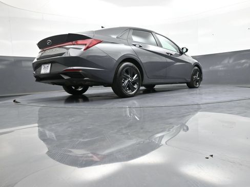Certified 2023 Hyundai Elantra SEL FWD image 29