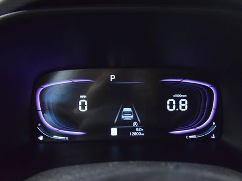 Used 2025 Kia Soul LX w/ LX Technology Package FWD image 19