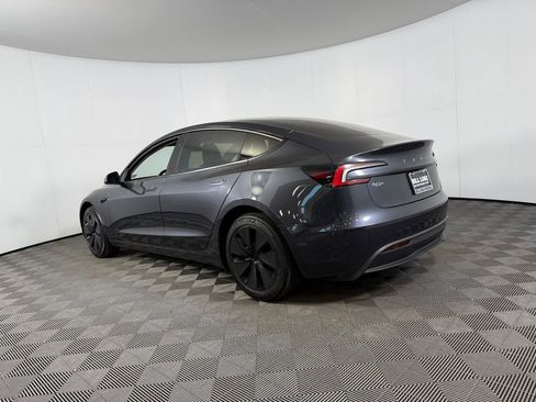 Used 2025 Tesla Model 3 Long Range image 8