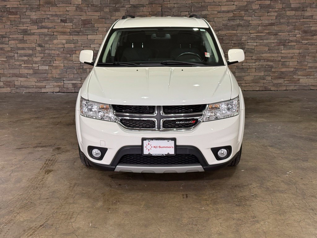 Used 2019 Dodge Journey SE w/ Connectivity Group FWD image 9