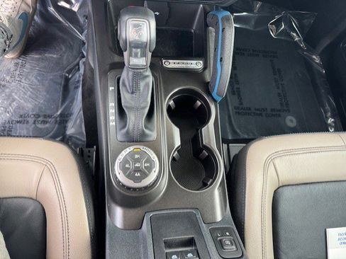 Certified 2022 Ford Bronco Wildtrak image 21