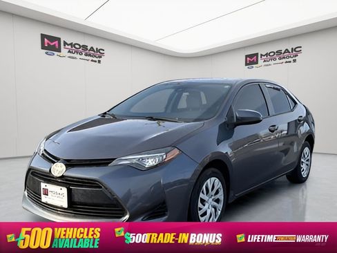 Used 2017 Toyota Corolla L image 4