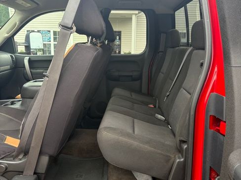 Used 2011 Chevrolet Silverado 1500 LT w/ All-Star Edition AWD/4WD image 10