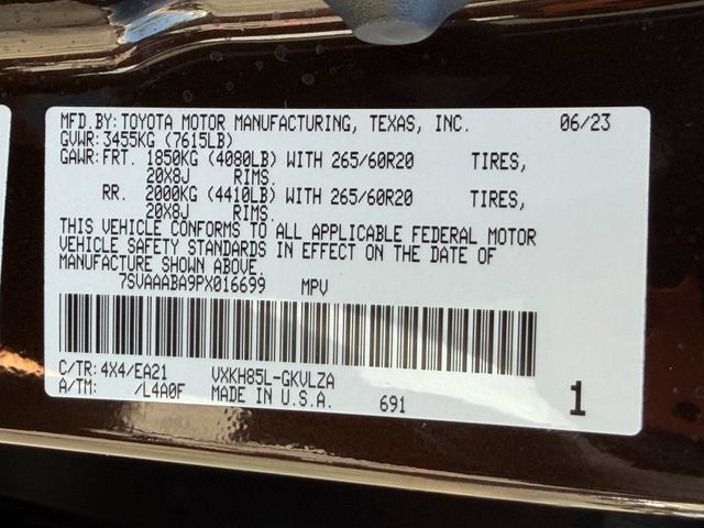 Used 2023 Toyota Sequoia Limited w/ Tow Technology Package AWD/4WD image 26