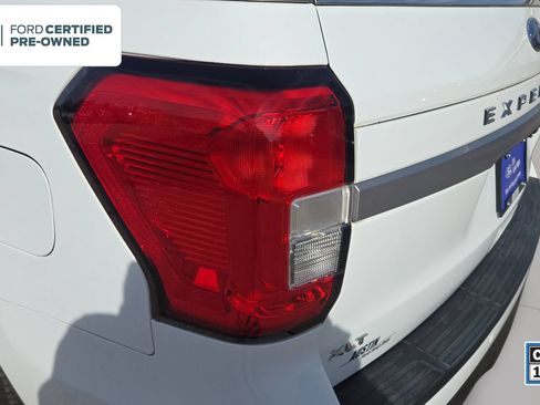 Certified 2022 Ford Expedition XLT AWD/4WD image 9