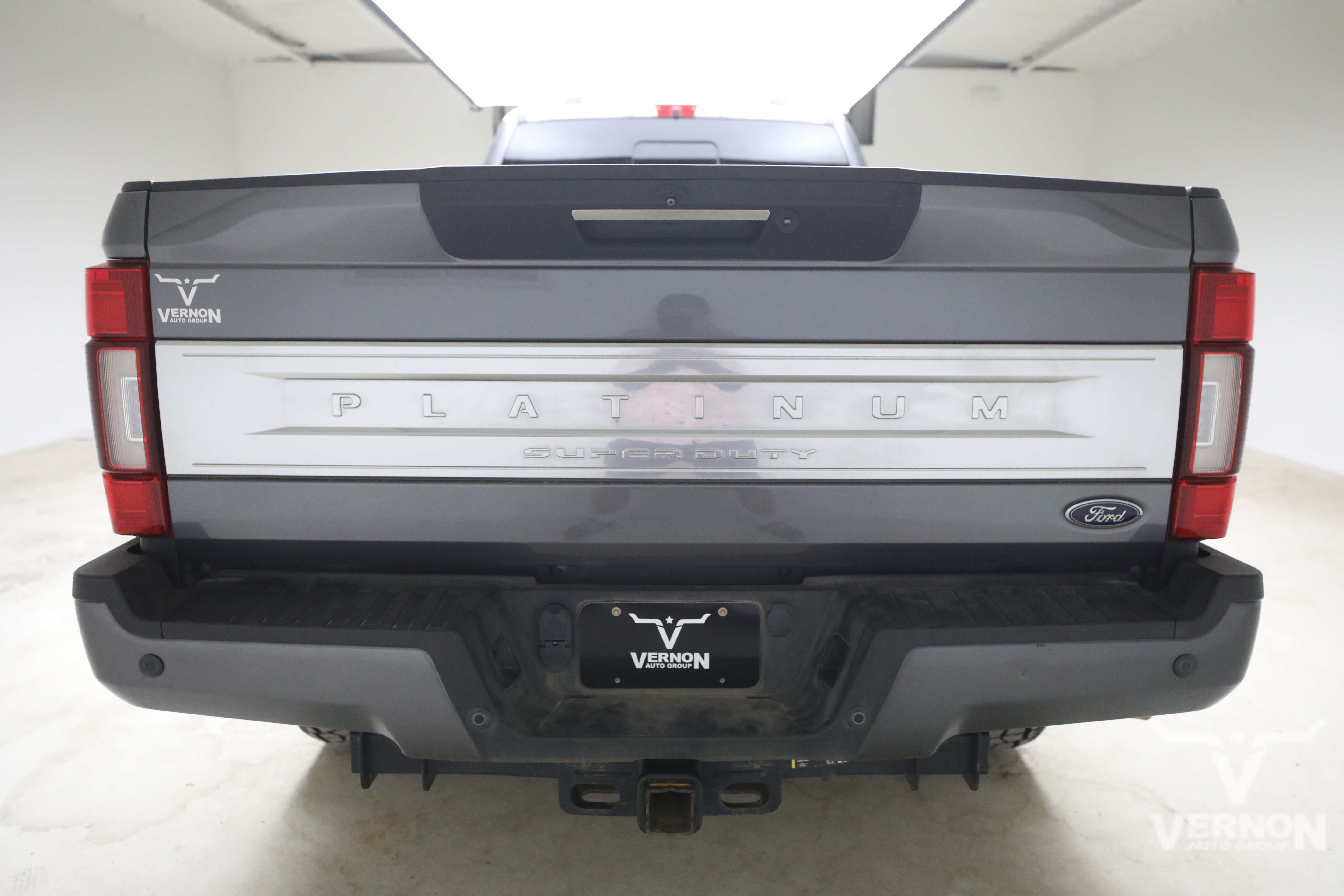 Used 2021 Ford F350 Platinum AWD/4WD image 4