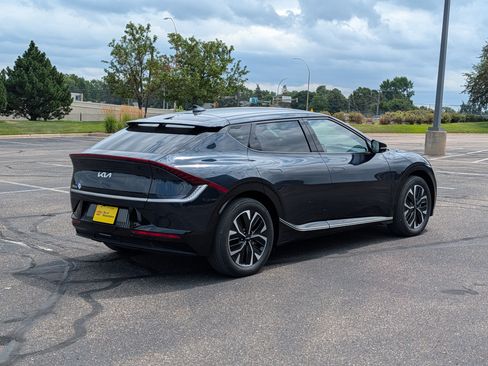 Certified 2024 Kia EV6 Wind AWD/4WD image 4