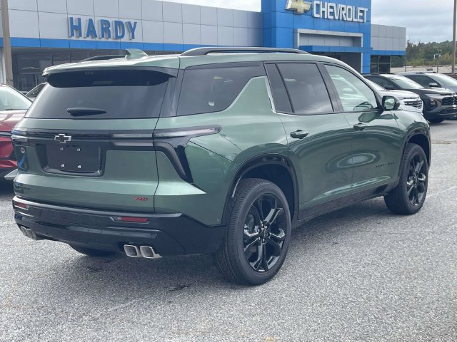 New 2027 Chevrolet Traverse RS FWD image 3