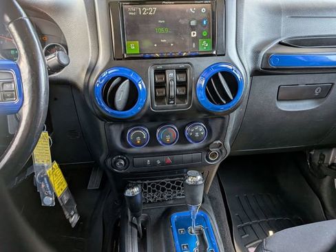 Used 2015 Jeep Wrangler Unlimited Sport w/ Quick Order Package 24S image 28