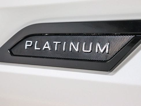 Used 2024 Toyota Tundra Platinum AWD/4WD image 12