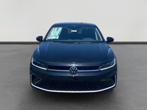 New 2025 Volkswagen Jetta SE image 8