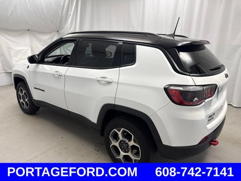 Used 2022 Jeep Compass Trailhawk w/ Sun and Sound Group AWD/4WD image 4